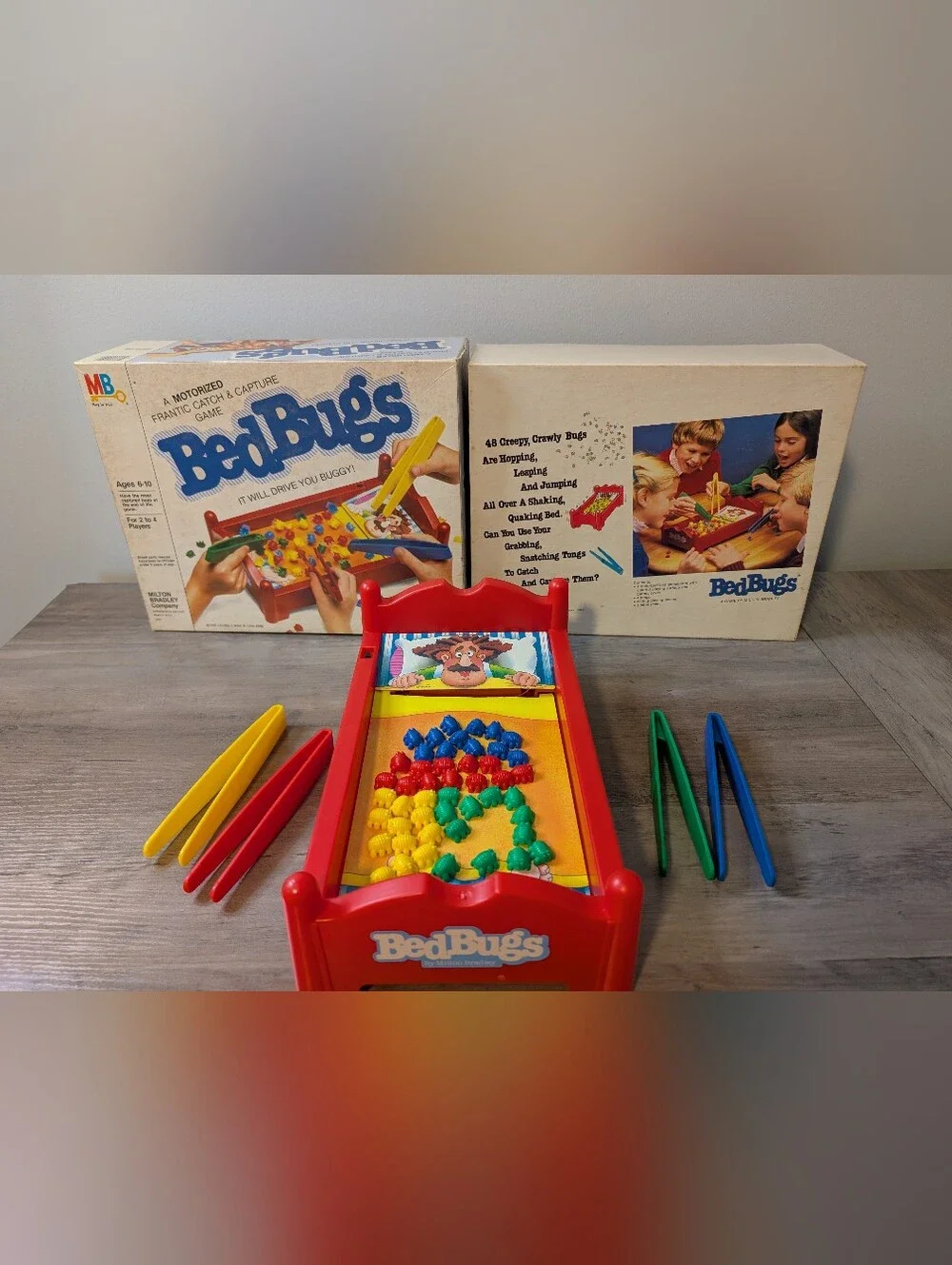 VTG 1985 Milton Bradley Bed Bugs Motorized Game Complete With Box Tested Working